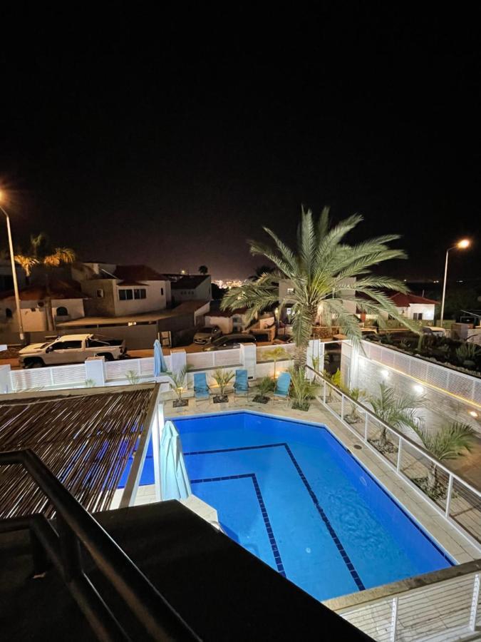 White-design Villa Eilat