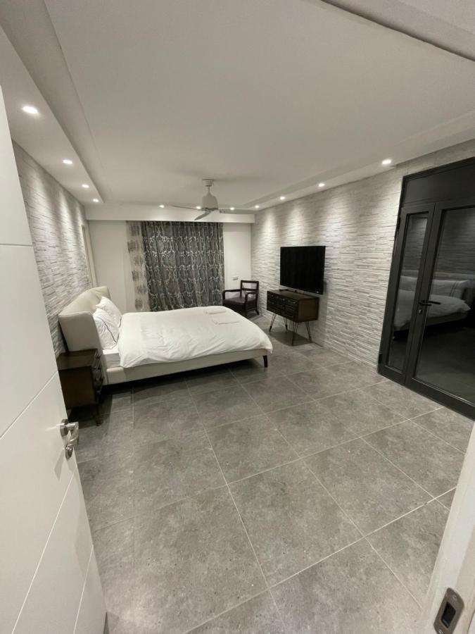White-design Villa *