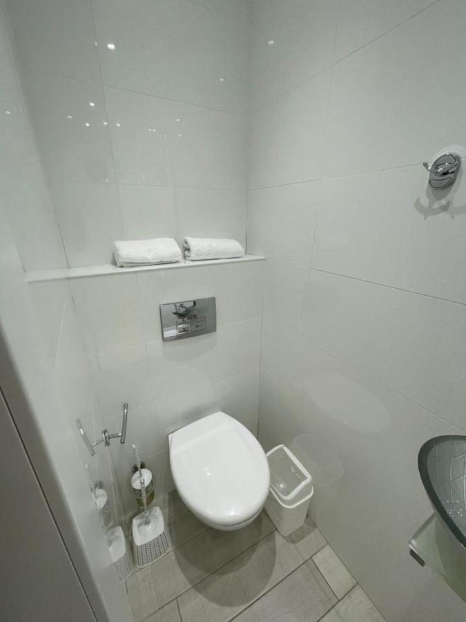 White-design Eilat